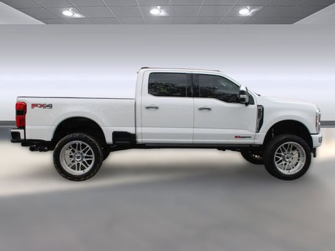 Used 2024 Ford F350 Platinum image 8