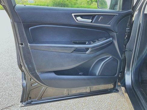 Used 2016 Ford Edge SEL w/ Equipment Group 201A AWD/4WD image 10