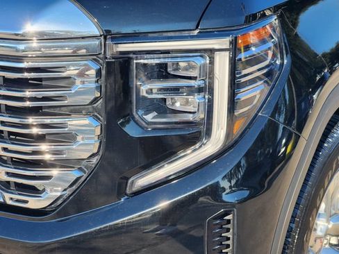 Certified 2023 GMC Sierra 1500 Denali RWD image 9