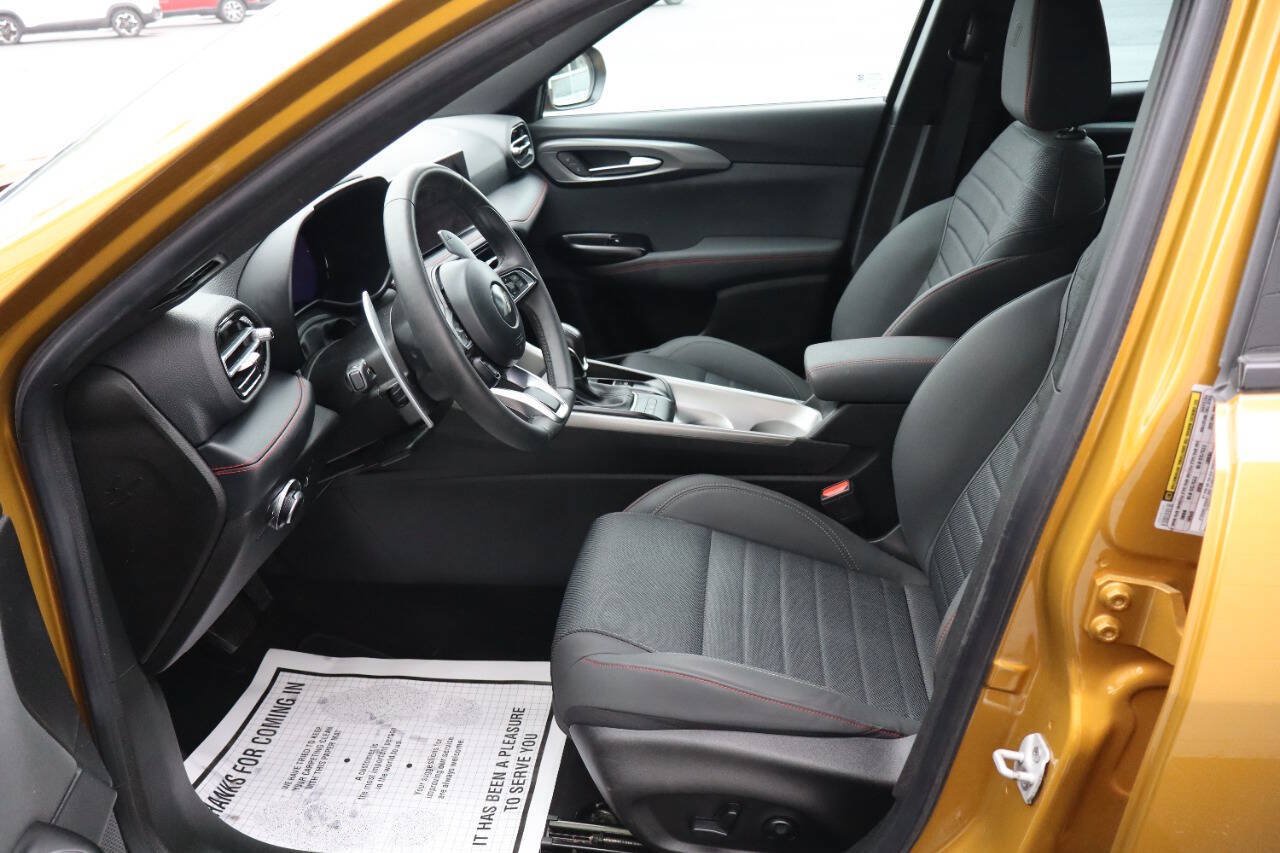 Used 2024 Dodge Hornet R/T w/ R/T Blacktop Package AWD/4WD image 7