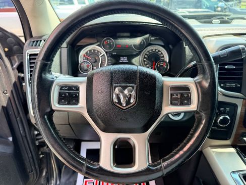 Used 2014 RAM 3500 Laramie AWD/4WD image 19