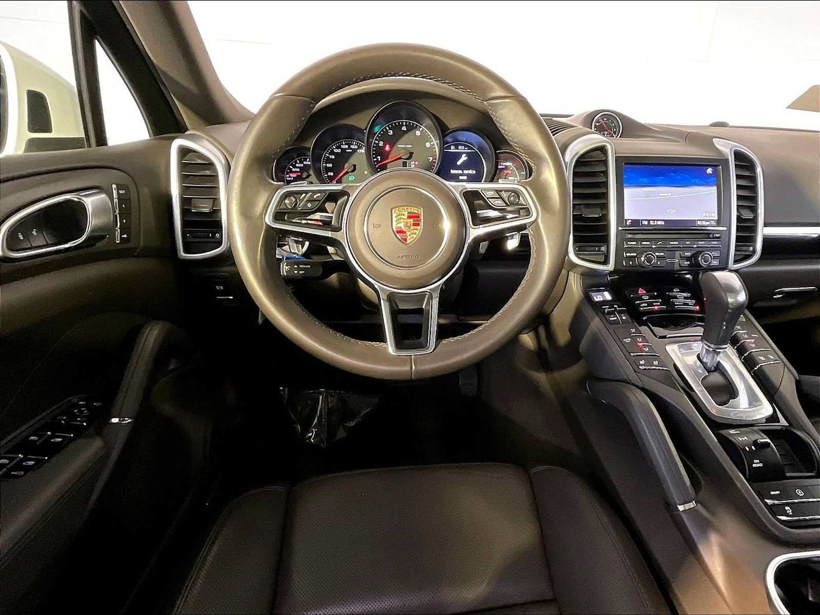 Certified 2016 Porsche Cayenne AWD/4WD image 13