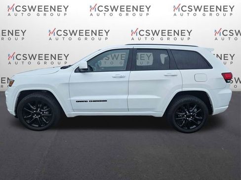 Used 2020 Jeep Grand Cherokee Altitude AWD/4WD image 2