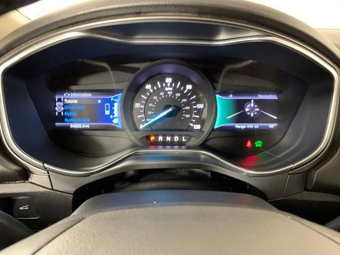 Certified 2017 Ford Fusion Energi SE FWD image 18