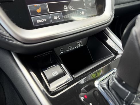 Certified 2025 Subaru Legacy Premium image 21