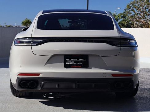 Certified 2022 Porsche Panamera Platinum Edition image 10