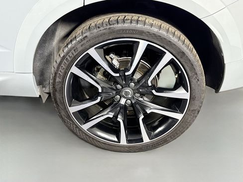 Used 2024 Volvo XC60 B5 Ultimate w/ Protection Package Premier image 37