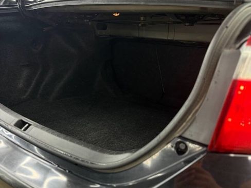Used 2015 Toyota Corolla LE FWD image 8