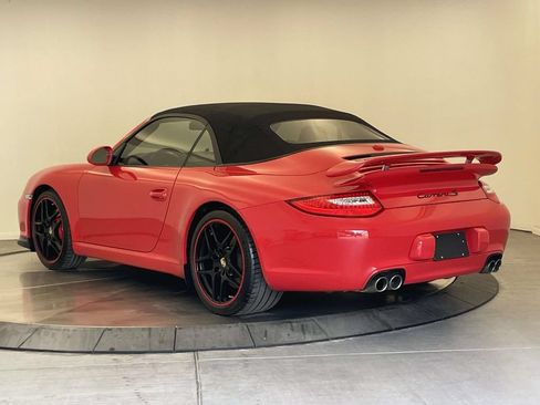 Used 2010 Porsche 911 Carrera S RWD image 3