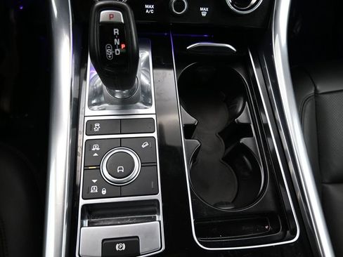 Used 2021 Land Rover Range Rover Sport HSE Silver Edition image 17