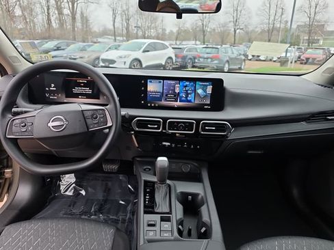 New 2026 Nissan Sentra SV FWD image 6