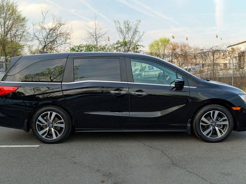 Used 2023 Honda Odyssey Touring image 8