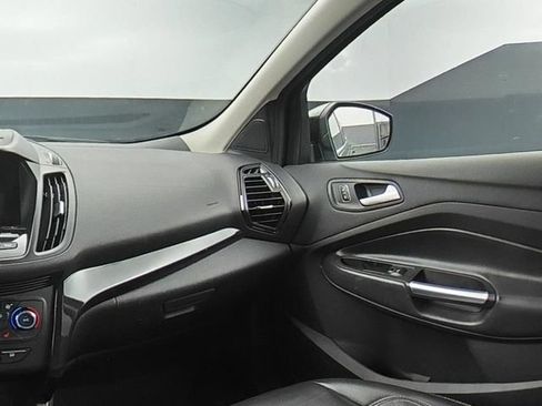Used 2017 Ford Escape Titanium AWD/4WD image 19