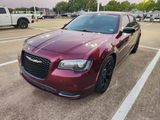 Used 2019 Chrysler 300 Touring w/ Sport Appearance Package image 3