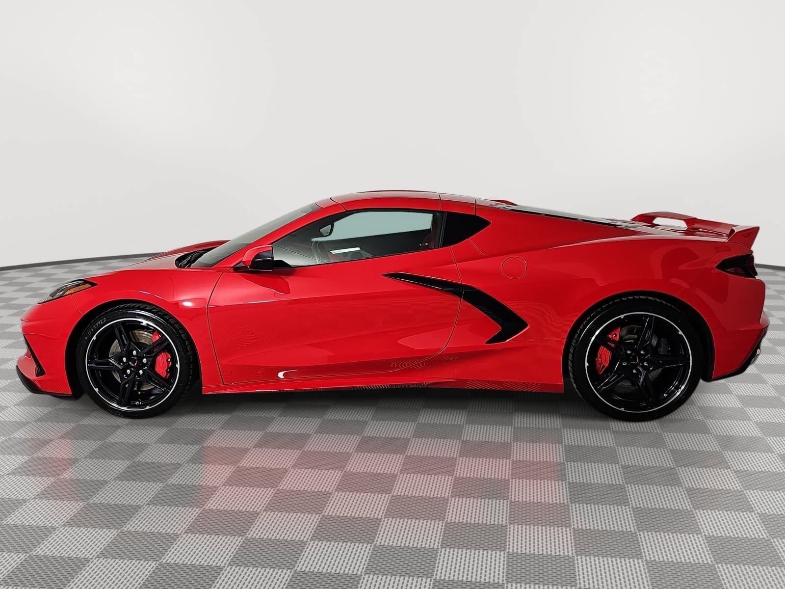 Used 2021 Chevrolet Corvette Stingray Premium Cpe w/ Z51 Performance Package RWD image 5