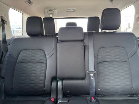 Used 2025 Nissan Pathfinder SV AWD/4WD image 41