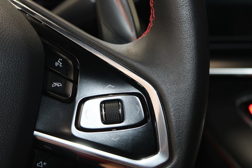 Used 2024 Chevrolet Corvette Stingray Coupe w/ 1LT RWD image 36