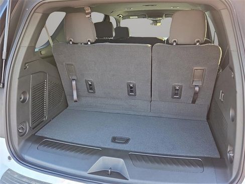 New 2025 Chevrolet Tahoe LS image 9
