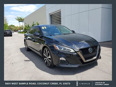Used 2021 Nissan Altima 2.5 SR w/ SR Premium Package