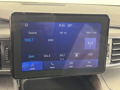 Used 2021 Ford Explorer XLT w/ Equipment Group 202A image 21