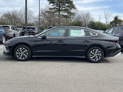 New 2026 Hyundai Sonata Blue FWD image 31