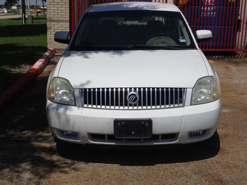 Used 2006 Mercury Montego Premier image 2