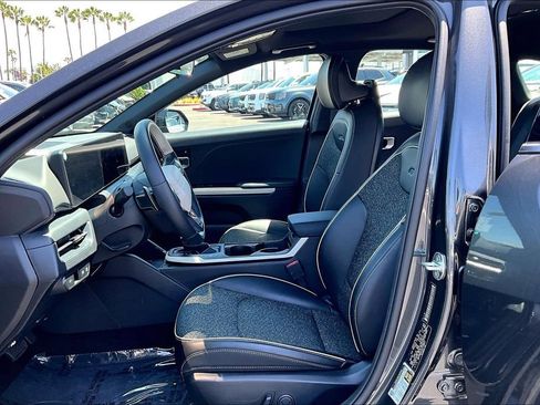 Used 2025 Kia K4 GT-Line w/ GT-Line Sunroof Package FWD image 16