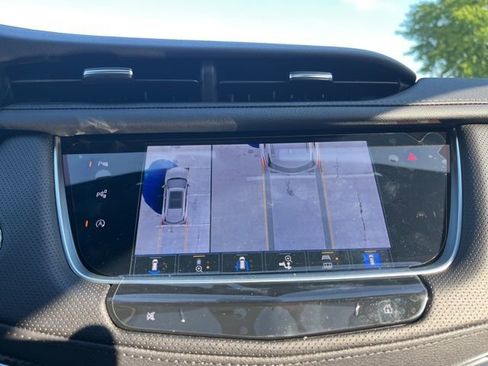 New 2026 Cadillac XT5 Sportv w/ LPO, Floor Liner Package AWD/4WD image 31