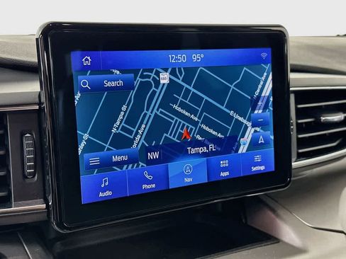 Used 2021 Ford Explorer XLT w/ Equipment Group 202A AWD/4WD image 27