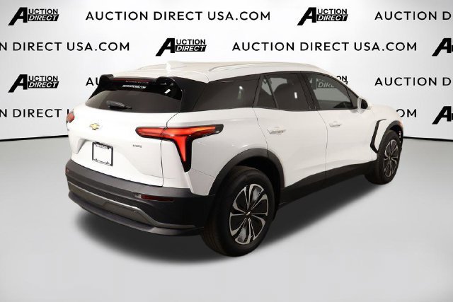 Used 2024 Chevrolet Blazer EV LT AWD/4WD image 53