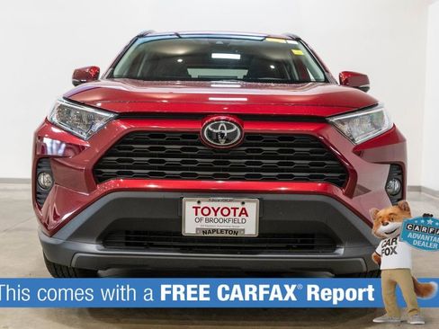 Used 2019 Toyota RAV4 XLE w/ Convenience Package AWD/4WD image 2