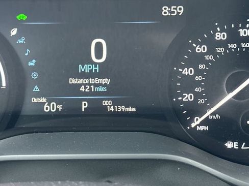 Used 2025 Toyota Sienna XLE image 34