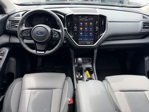 Used 2025 Subaru Ascent Onyx Edition w/ Onyx Package AWD/4WD image 7