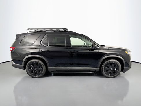 New 2026 Honda Pilot Black Edition image 4