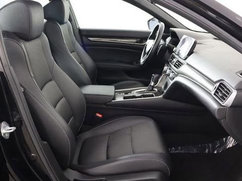 Used 2021 Honda Accord Sport image 17