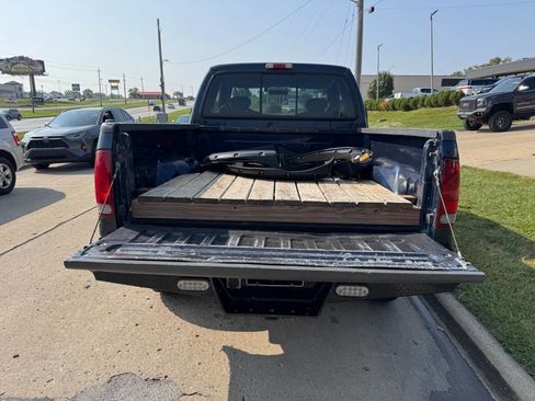 Used 2002 Ford F250 XLT image 10