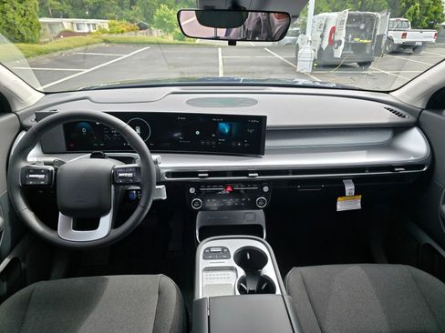 New 2026 Hyundai Ioniq 9 S image 19