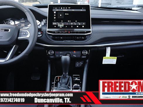 New 2026 Jeep Compass Latitude AWD/4WD image 19