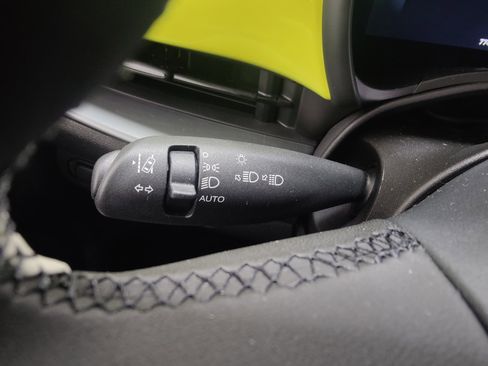 New 2025 FIAT 500 e w/ Quick Order Package 21B Icona image 22