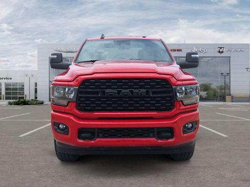 Used 2024 RAM 2500 Big Horn w/ Night Edition AWD/4WD image 8
