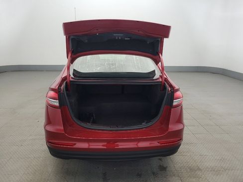 Used 2020 Ford Fusion SE image 29