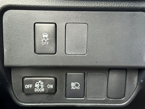 Used 2023 Toyota Tacoma SR5 image 28