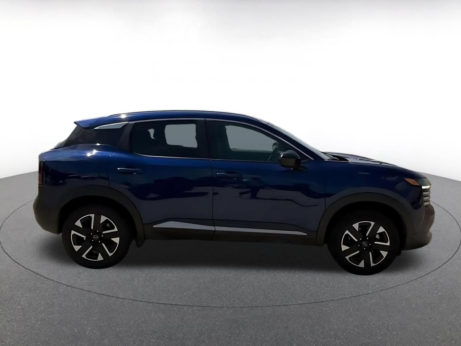 Used 2026 Nissan Kicks SV w/ Cold Weather Package AWD/4WD image 15