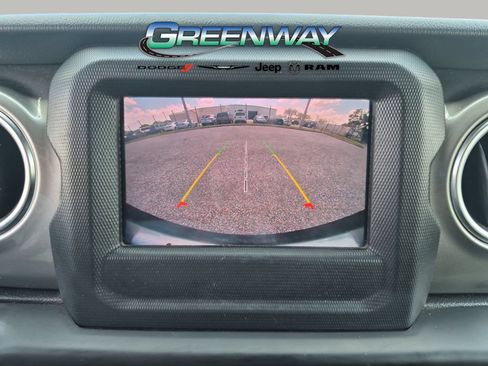 Used 2021 Jeep Wrangler Unlimited Sahara AWD/4WD image 14