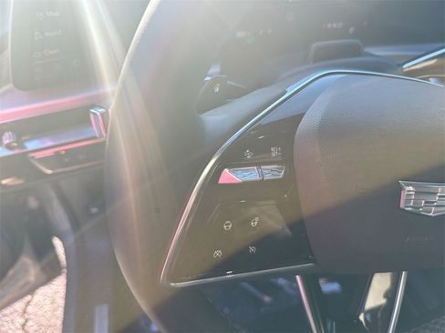 Used 2024 Cadillac Lyriq Sport image 16