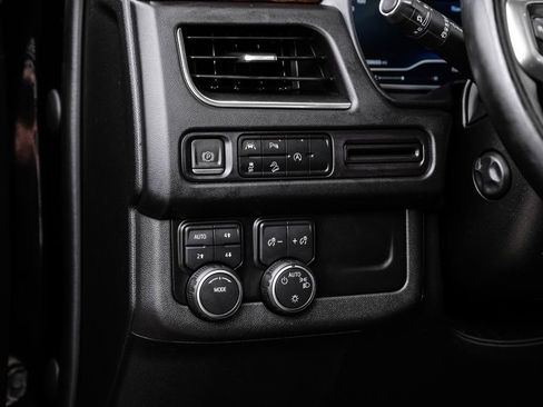 Used 2023 Chevrolet Tahoe Premier w/ LPO, Illumination Package image 28