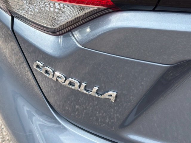 Used 2020 Toyota Corolla LE FWD image 14