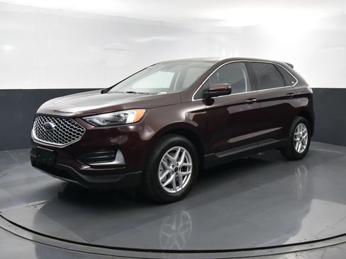 Used 2024 Ford Edge SEL AWD/4WD image 4