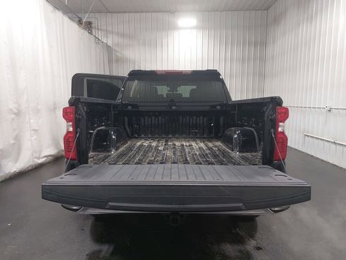 Used 2024 Chevrolet Silverado 1500 LT image 12