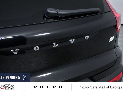 Certified 2024 Volvo XC40 Recharge Plus w/ Protection Package Premier AWD/4WD image 38
